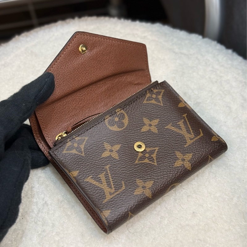 Lv Victorine 三折短夾-5