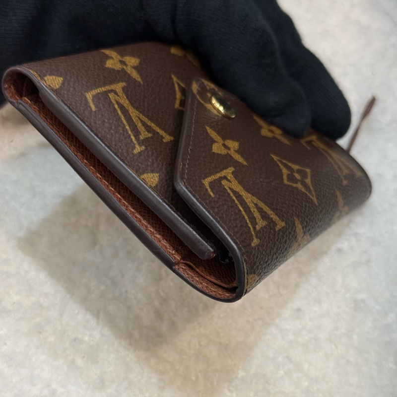 Lv Victorine 三折短夾-10