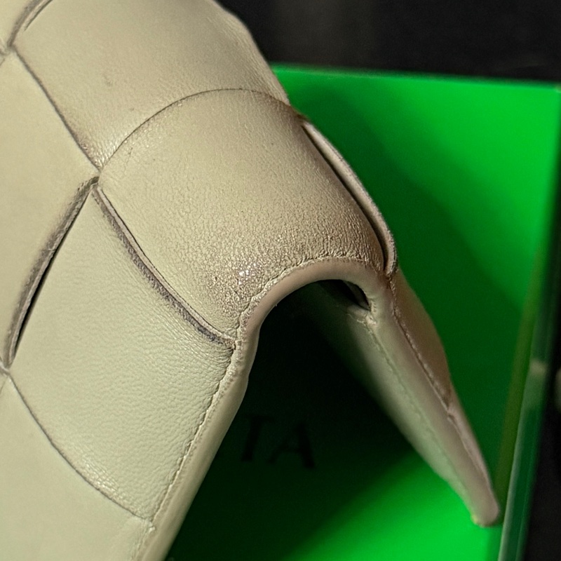 Bottega Veneta BV Cassette 編織中夾 限量色 草綠-16