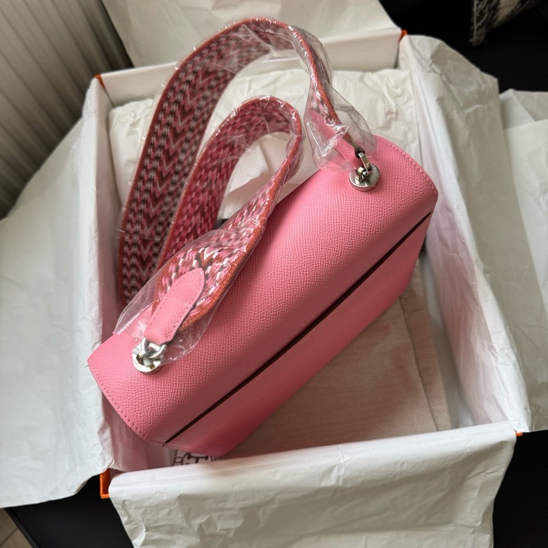 Hermes 愛馬仕 Verrou21 粉色銀扣手槍包 Y刻 Epsom皮 全新帶膜 長21 x 高16 x 寬4 公分-2