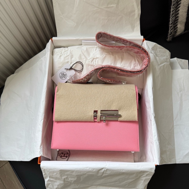 Hermes 愛馬仕 Verrou21 粉色銀扣手槍包 Y刻 Epsom皮 全新帶膜 長21 x 高16 x 寬4 公分-5