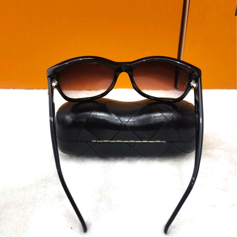 CHANEL香奈兒 復古潮流珍珠款 板材鏡架 蝶形 太陽眼鏡 男女同款情侶款 黑色，98新-3