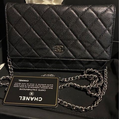 Chanel Woc 黑銀 95% New 魚子醬皮