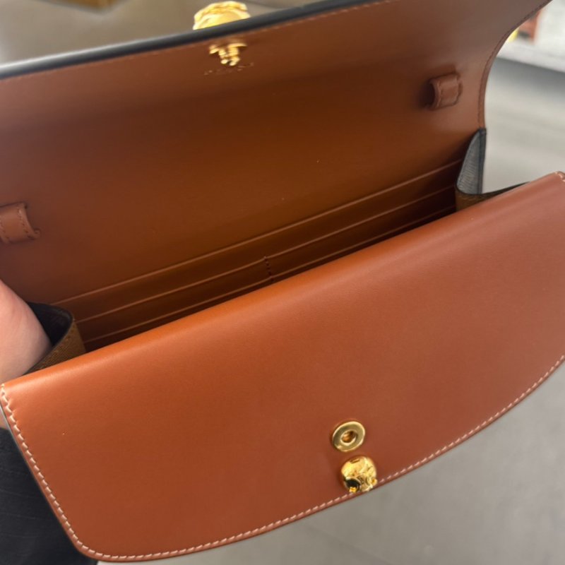 🎉新品好折扣✨Celine 10P672 標誌老花 DUO 標牛皮革飾帶錢包-3