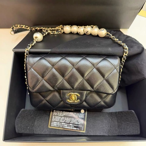 Chanel 黑金珍珠CF 大mini 95%New