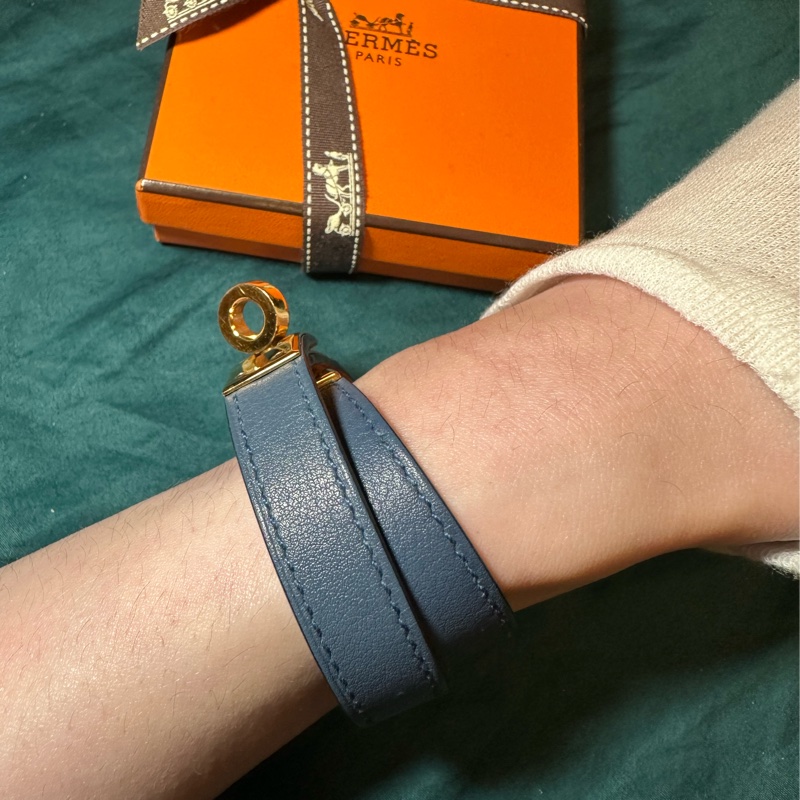 HERMES 愛馬仕淺藍色KELLY手環-2