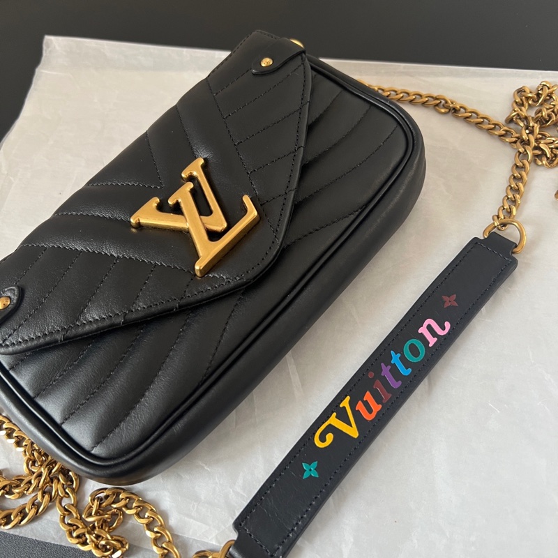 ✨Louis Vuitton NEW Wave 黑色彩虹鏈條包 已絕版 不容易撞款 99新🖤-2
