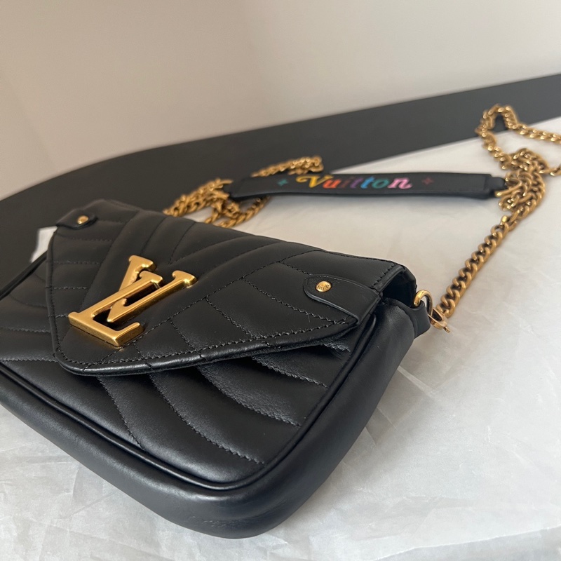 ✨Louis Vuitton NEW Wave 黑色彩虹鏈條包 已絕版 不容易撞款 99新🖤-4