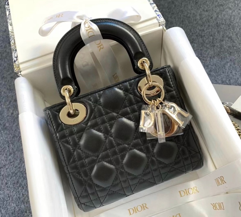 Lady dior mini 戴妃 黑金 全新未撕膜 配件全齊-0