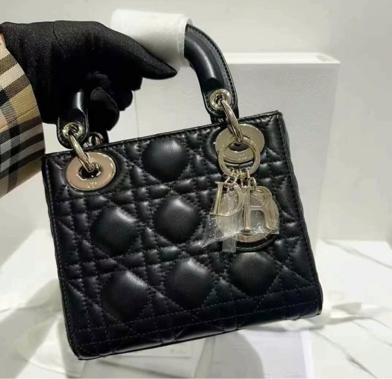Lady dior mini 戴妃 黑金 全新未撕膜 配件全齊-1