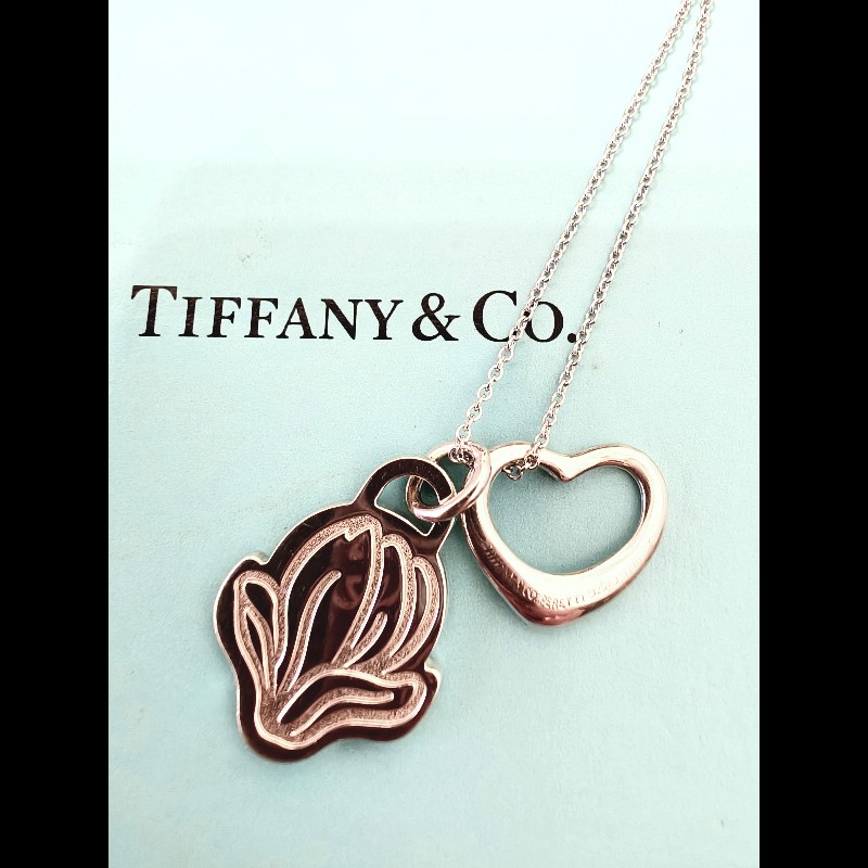 Tiffany & Co
Go Woman 2019名古屋女子馬拉松限量版櫻花愛心雙墬飾項鍊-1