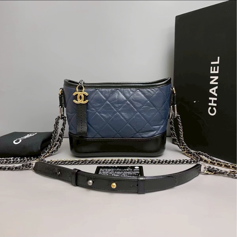 99新🈶購證😍Chanel黑藍拼色全皮小號流浪包單肩斜挎包-5