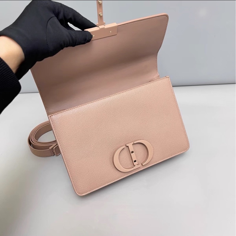 明星同款🤩99新🆕Dior迪奧磨砂藕粉色蒙田30荔枝紋單肩斜挎包-11