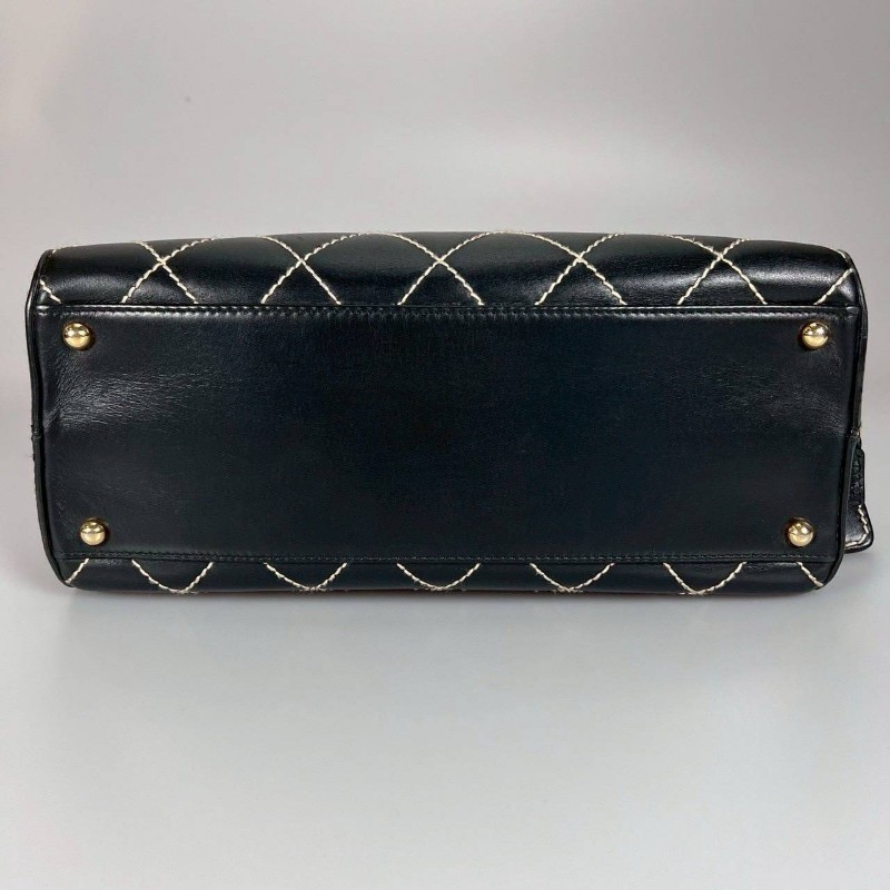 Chanel vintage 外縫線菱格紋手提包-8