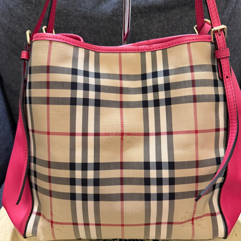 BURBERRY 專櫃正品 3983060 桃紅色 格紋 肩背包 手提包 水餃包 購物包-10