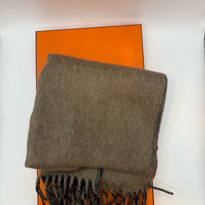 全新未使用 愛馬仕Hermes LCKY圍巾大象灰/海軍藍-1