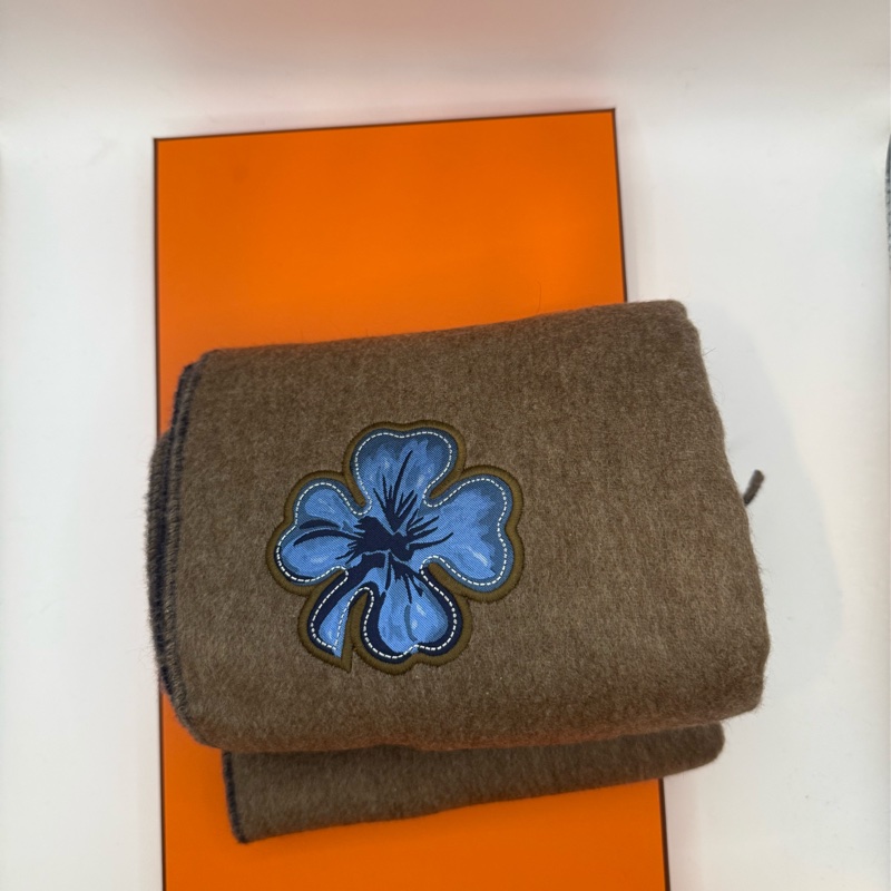 全新未使用 愛馬仕Hermes LCKY圍巾大象灰/海軍藍-3