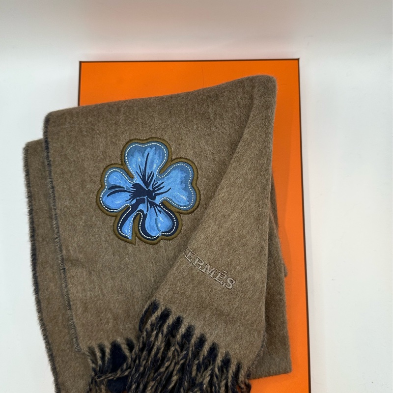 全新未使用 愛馬仕Hermes LCKY圍巾大象灰/海軍藍-4