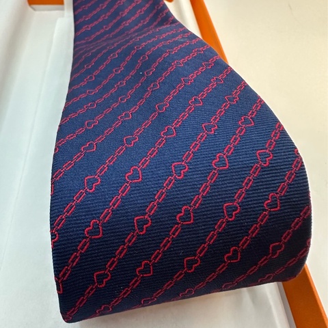 全新未使用 愛馬仕Hermes 領帶 深藍愛心圖騰