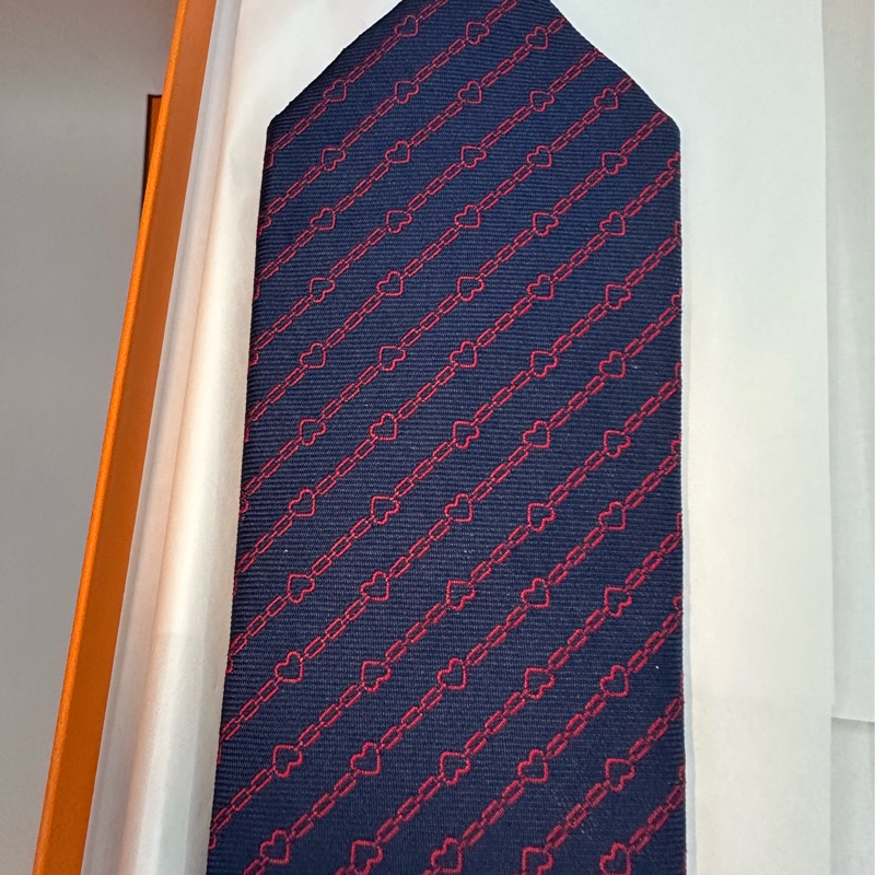 全新未使用 愛馬仕Hermes 領帶 深藍愛心圖騰-3