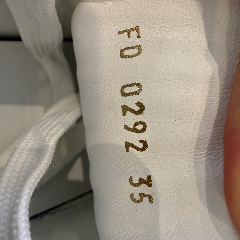 LV time out金標厚底小白鞋，35碼 全新-3