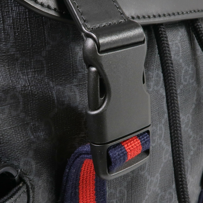 GUCCI 塗層帆布GG Supreme Backpack銀扣背包-13