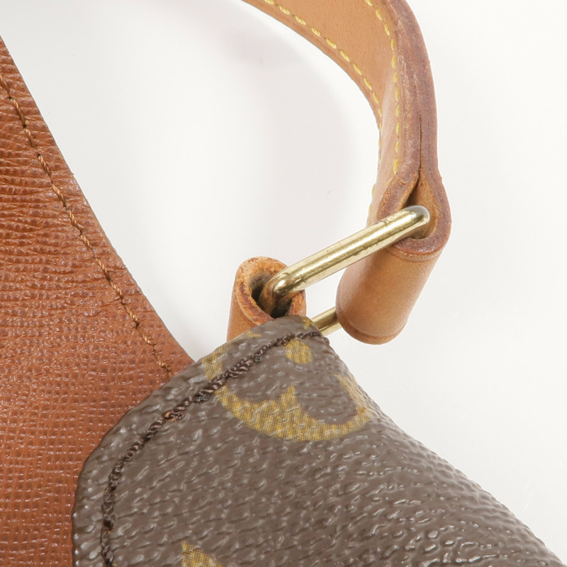 LOUIS VUITTON Monogram Musette Tango Short金扣肩背袋-14