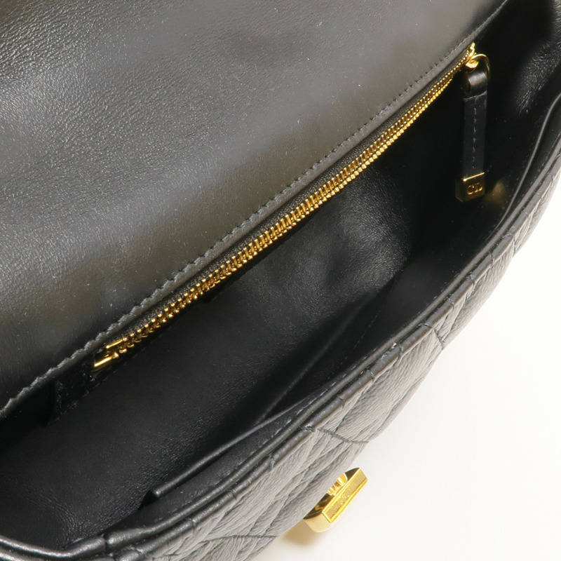 Dior 牛皮皮革Care Bag Medium金扣鏈帶肩背袋-4