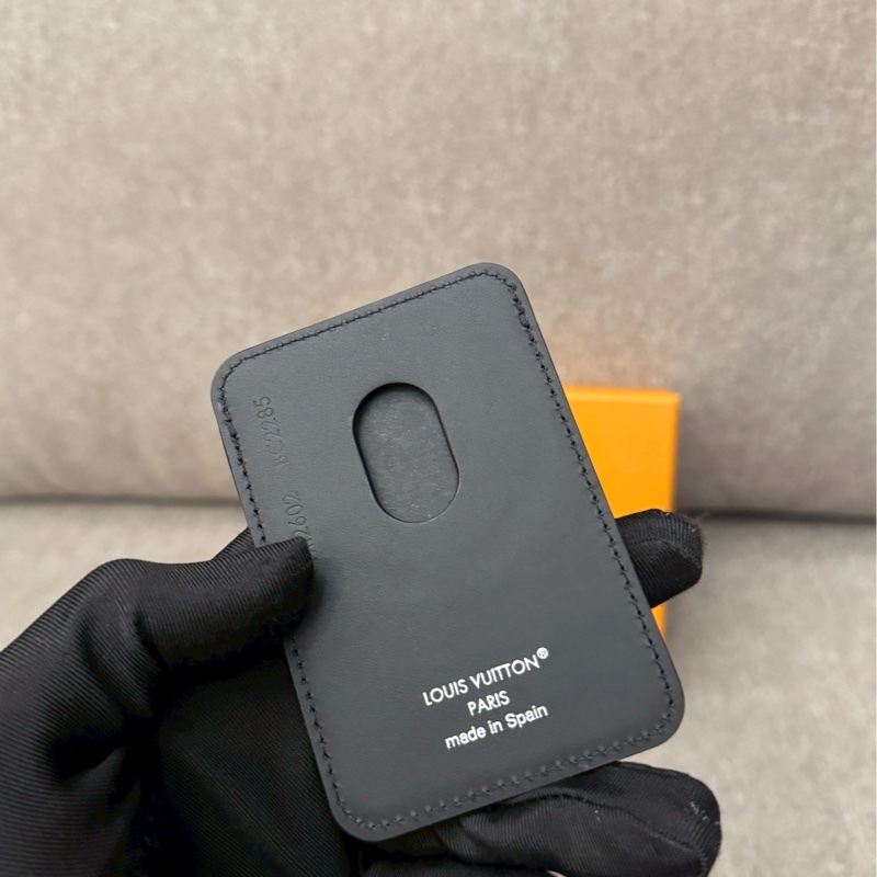 LV黑老花磁吸手機貼-2
