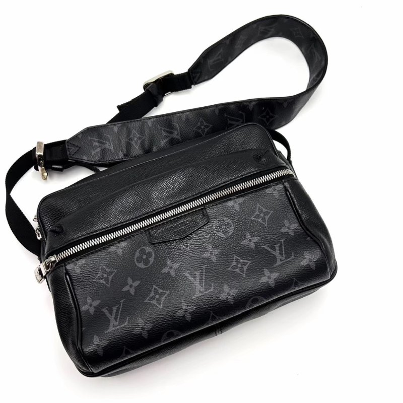 LV黑花黑武士郵差包 25*18*8 98新配件塵袋-2