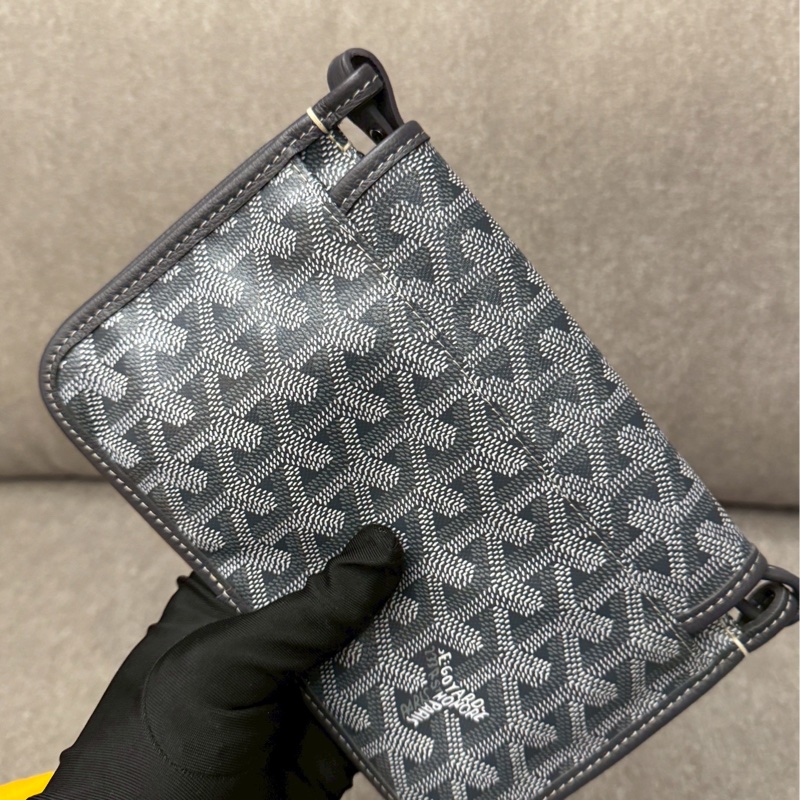 GOYARD灰色信封包-2