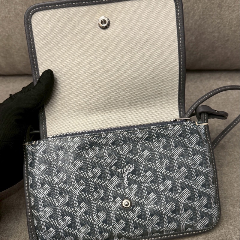 GOYARD灰色信封包-3