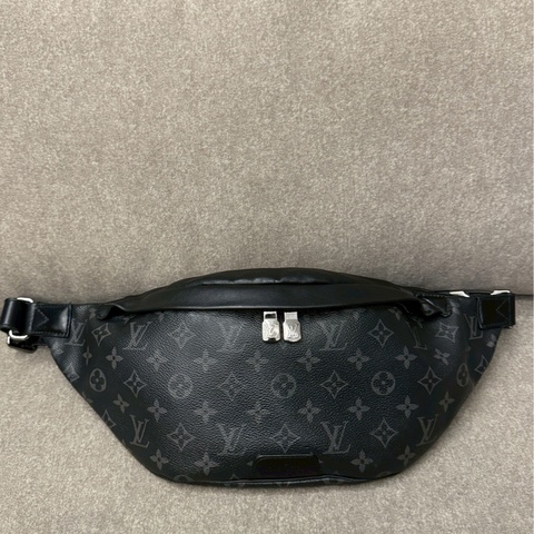 LV黑色老花腰包