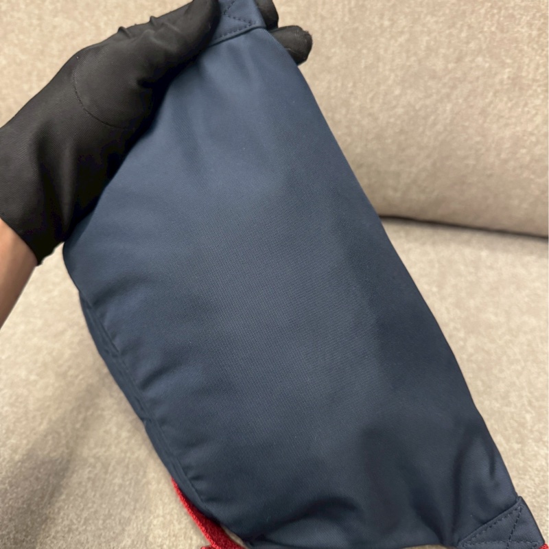 巴黎世家深藍刺繡腰包-4