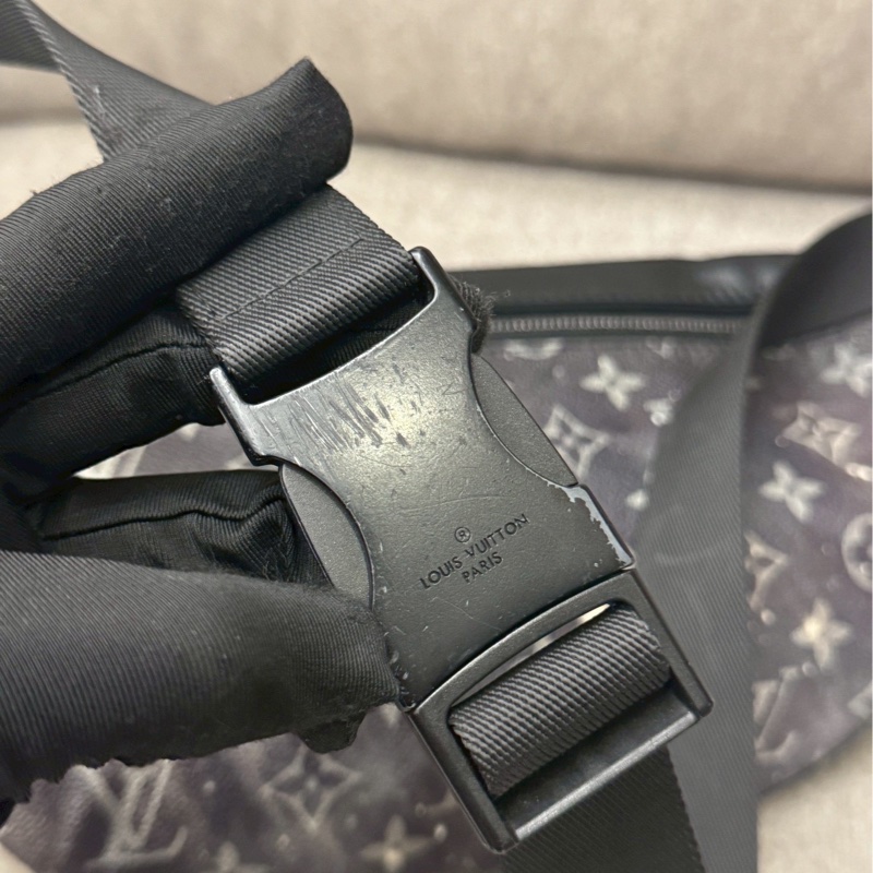 LV絕版星空腰包-5