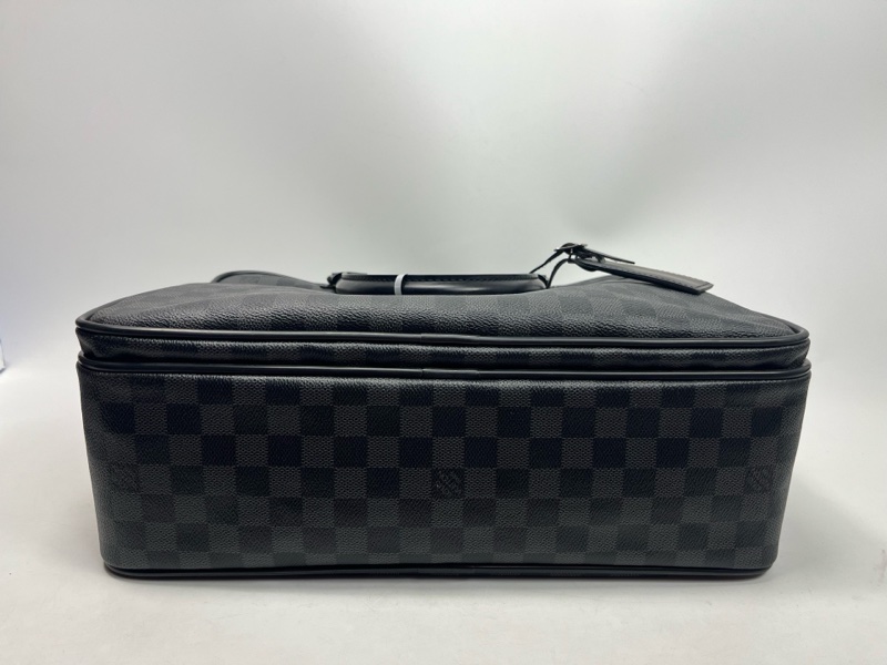 lv97新253206lv棋盤格電腦包，內里乾淨-6