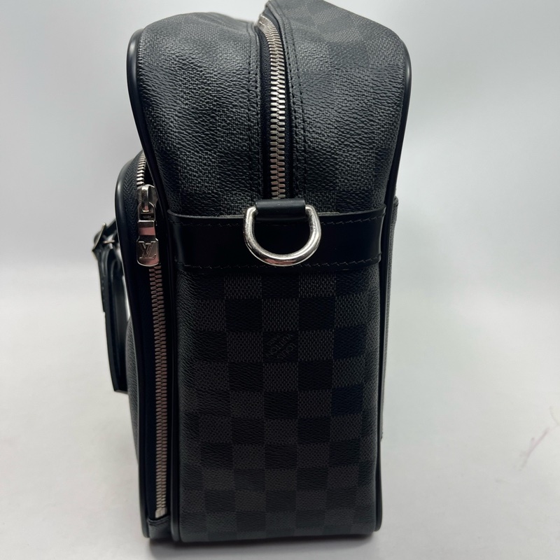 lv97新253206lv棋盤格電腦包，內里乾淨。-2