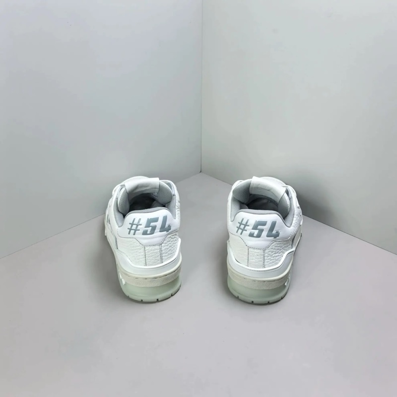 LOUIS VUITTON Trainer 牛皮白水泥 尺碼:35.5碼 98成新-3