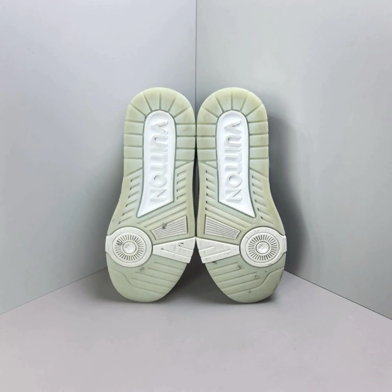 LOUIS VUITTON Trainer 牛皮白水泥 尺碼:35.5碼 98成新-5