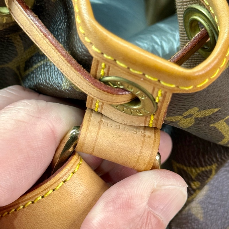 LV M42224 noe 經典老花字紋大水桶包肩背包-22