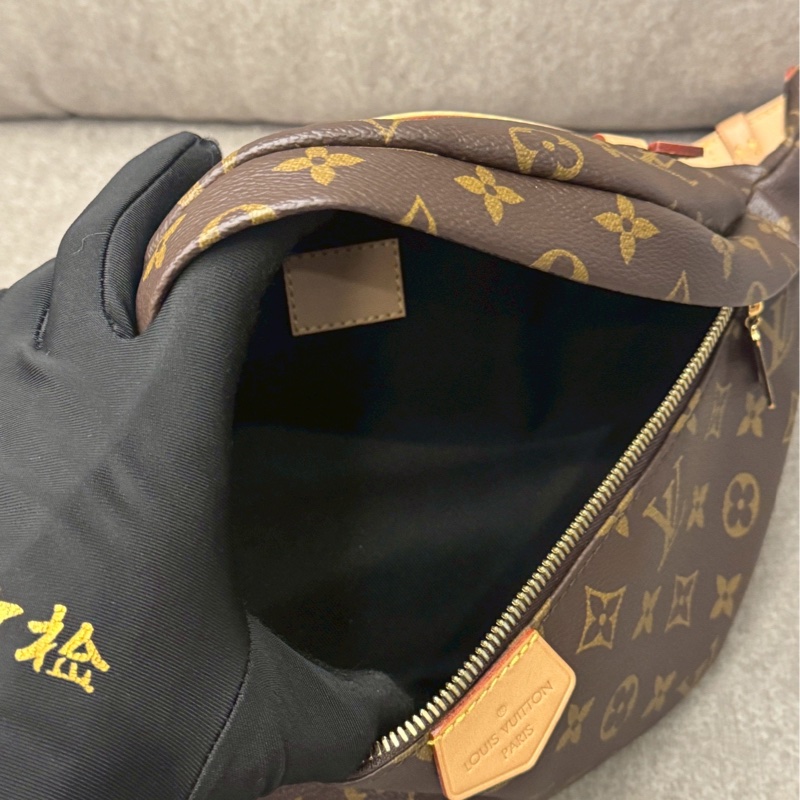 LV老花絕版腰包-7