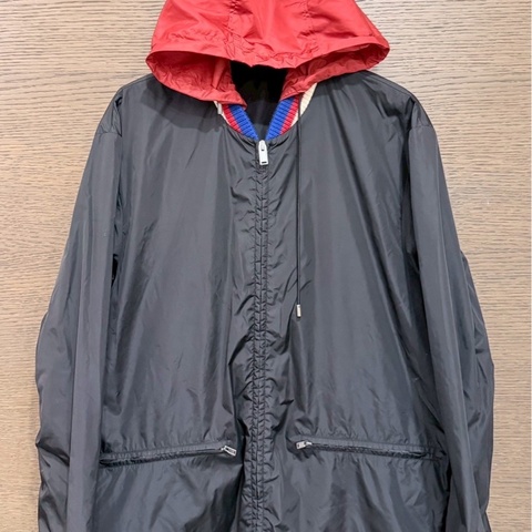 Gucci連帽風衣外套