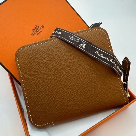 全新未使用 愛馬仕Hermes 金棕色絲巾短夾