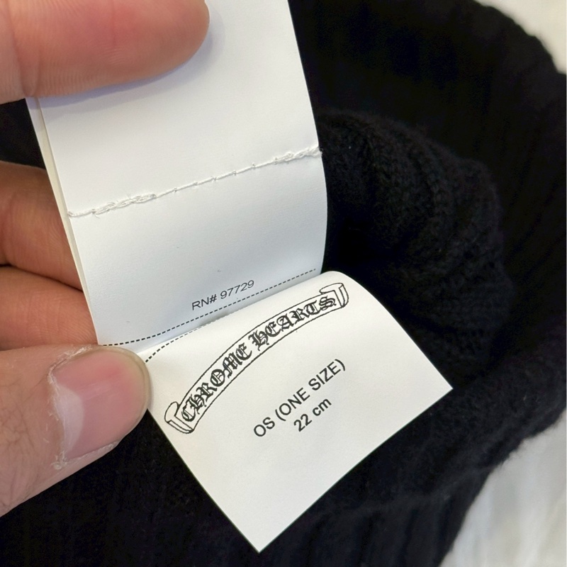 克羅心黑色貼皮毛帽-3