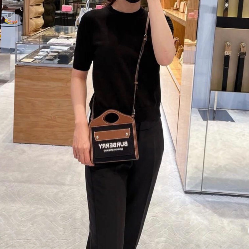 Burberry micro pocket bag-3