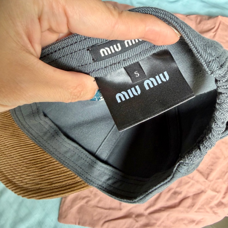 全新正品 Miu miu 雙色燈芯絨 x 棉質棒球帽 S號灰色-5