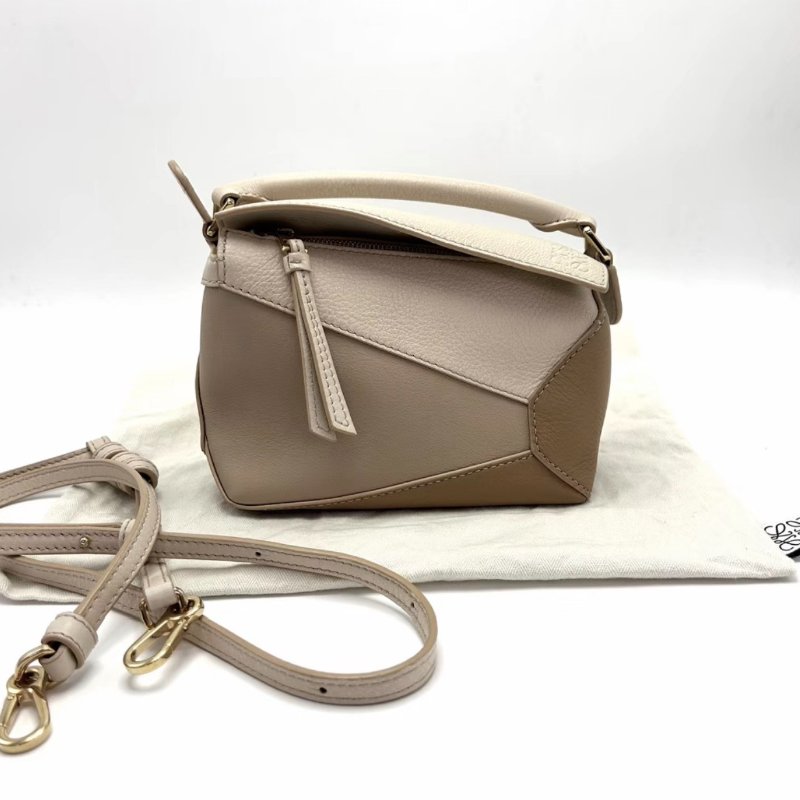 LOEWE Puzzlemini 幾何手提肩背斜背包18*12*8 98新配件塵袋-1