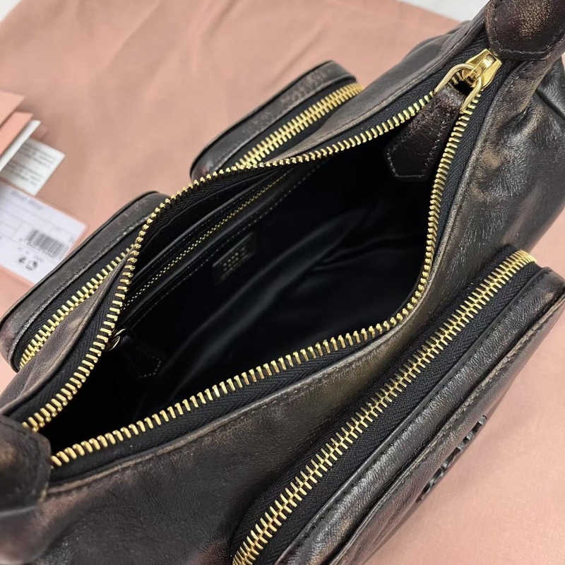 Miu Miu Poket bag-5