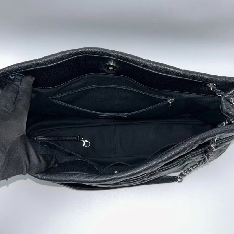 CHANEL黑色銀扣手提托特包42*25*8 98新配件塵袋購證保卡-5