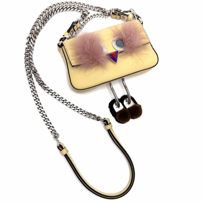 FENDI 黃色mini手提斜背小雞包 16*10*3 98新配件塵袋-1